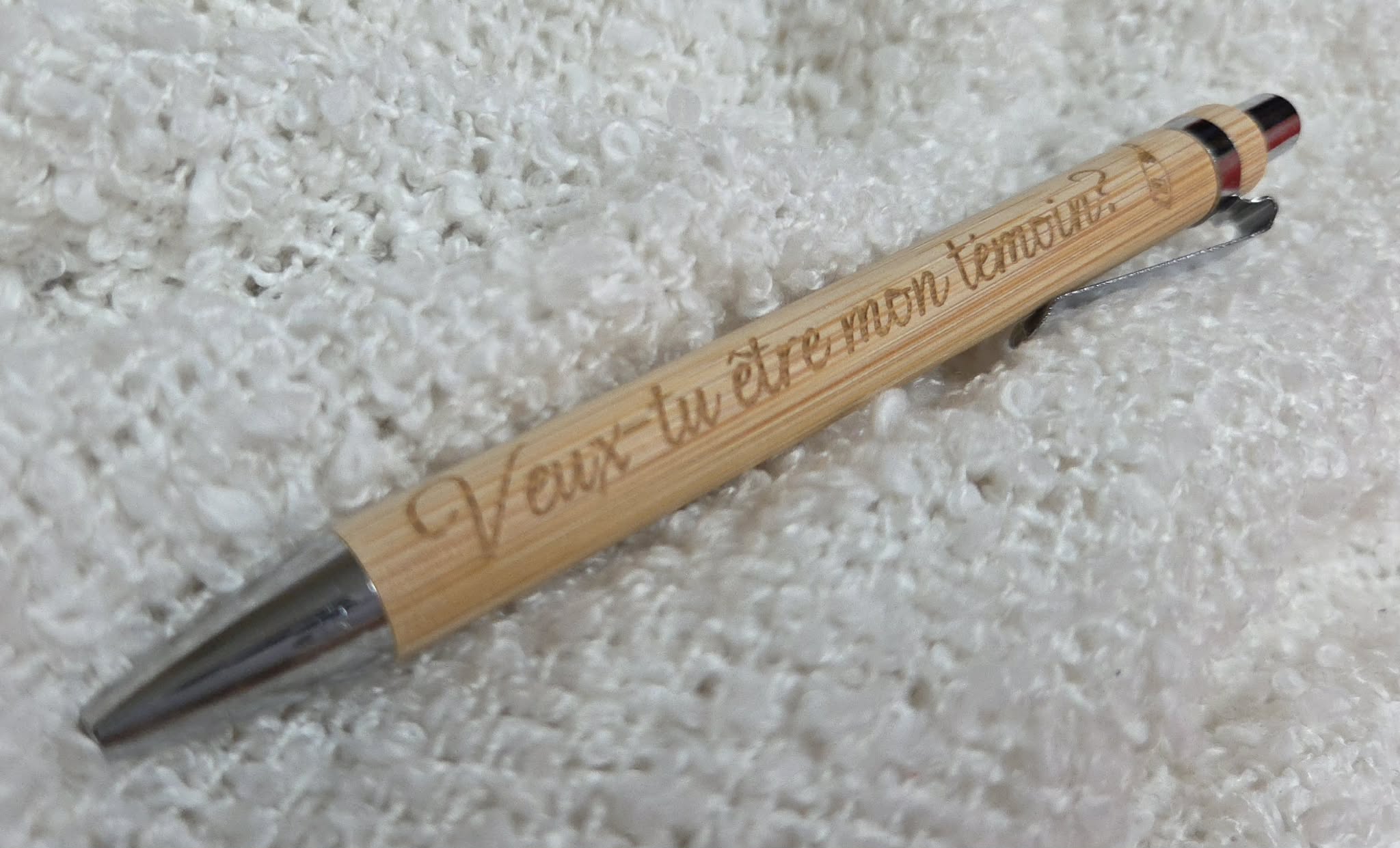 Stylo en bambou personnalisé