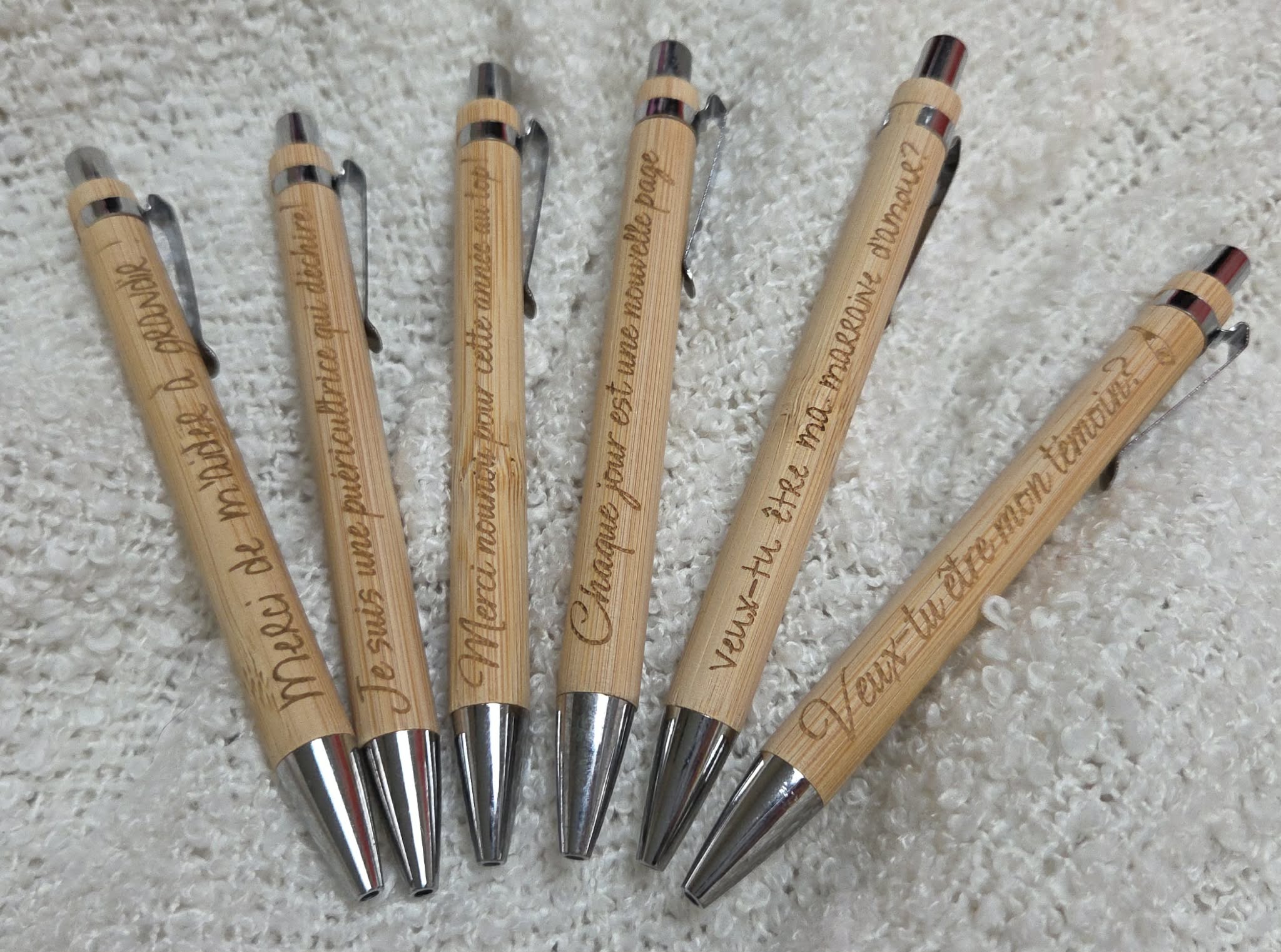 Stylo en bambou personnalisé